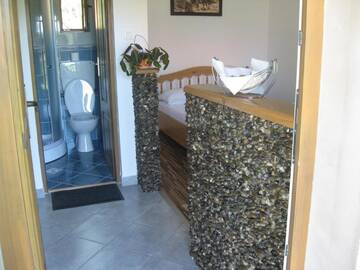 Фото номера Бунгало Комплексы для отдыха с коттеджами/бунгало Patakmenti Panzió Spa г. Корунд 6